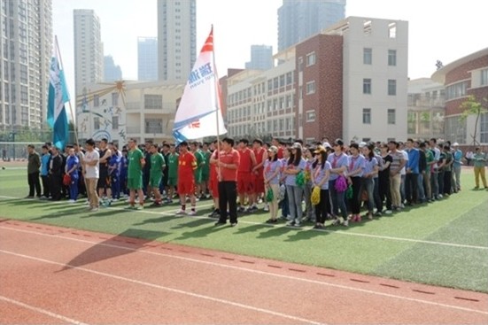 文達通參加“2014青春? 五月系列之籃球、足球?qū)官? ></div>
        <div   id=